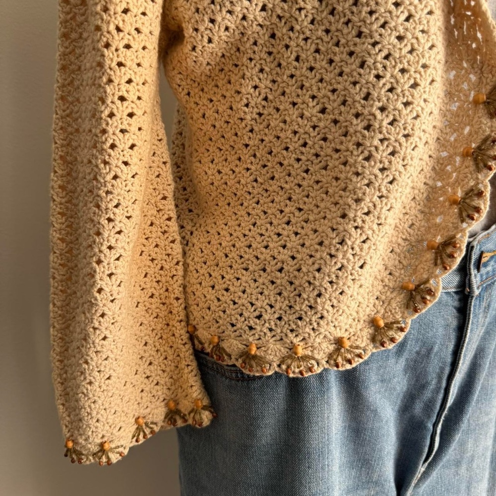 90s Crochet + Wood Bead Cardigan - Picture 3 of 8